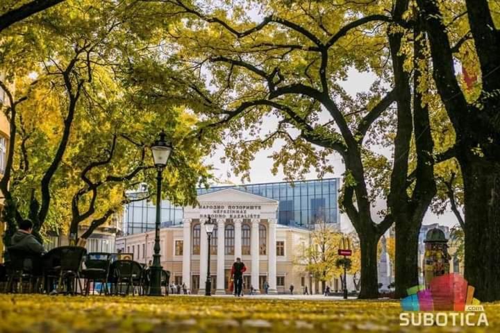 Apartman Studio Niki Суботица Экстерьер фото